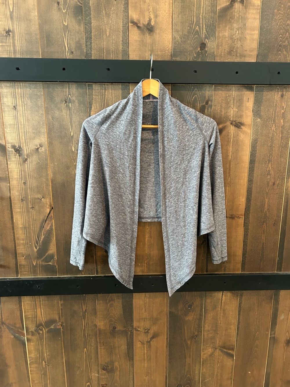 Ivivva Grey Shrug with Snaps Girls Size 8